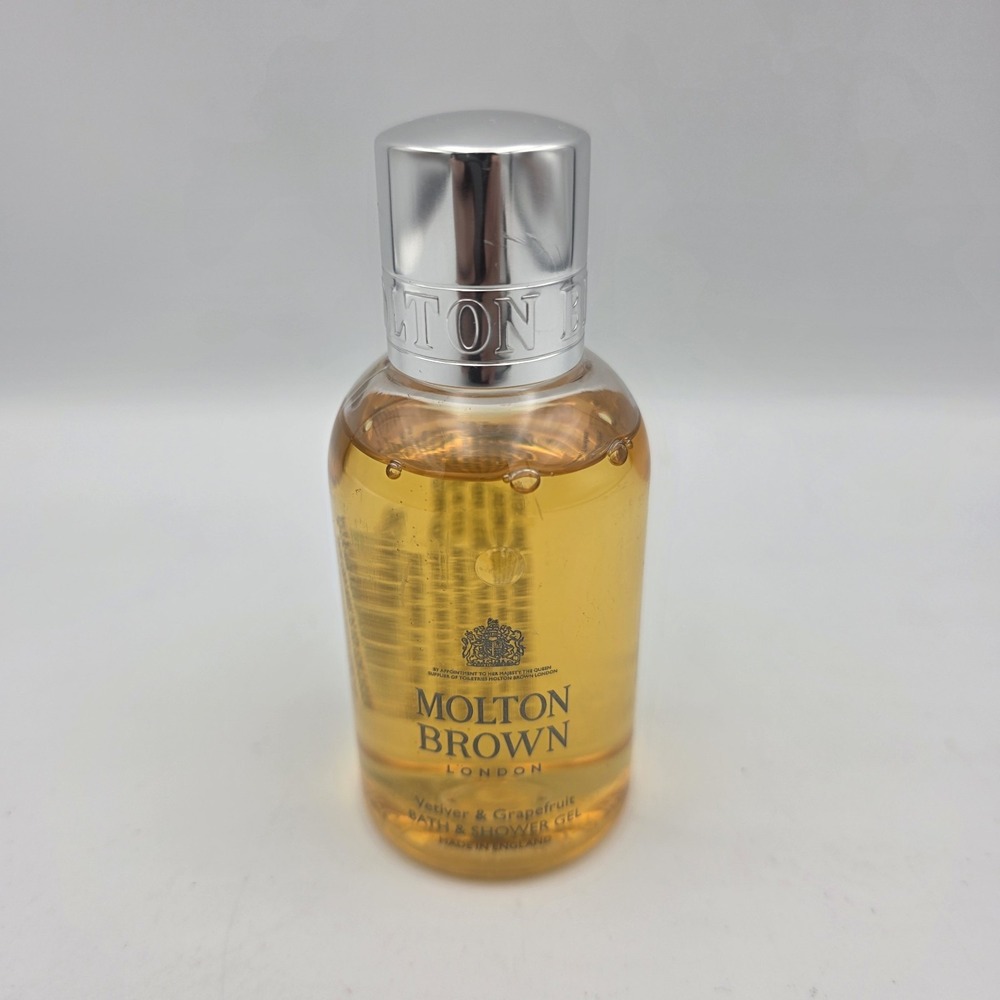 Molton Brown Vetiver  & Grapefruit Bath  & Shower Gel 3.3 oz. England New